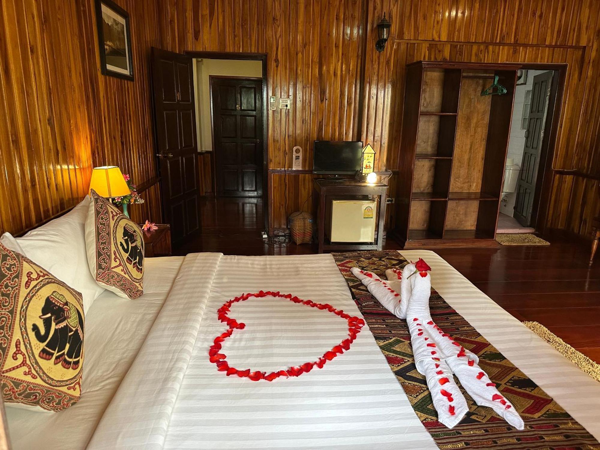 Villa Alounsavath Mekong Riverside 루앙프라방 외부 사진