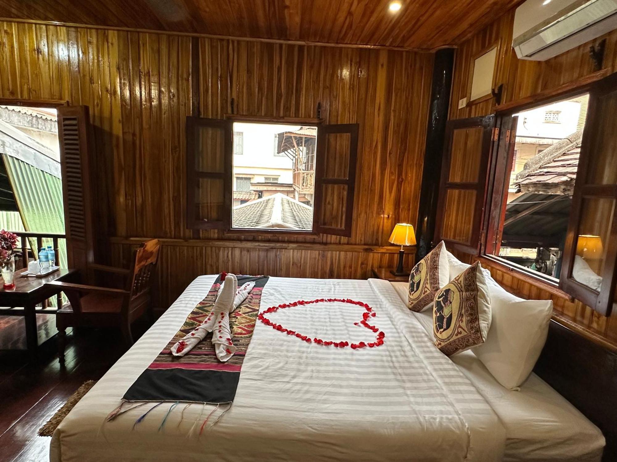 Villa Alounsavath Mekong Riverside 루앙프라방 외부 사진